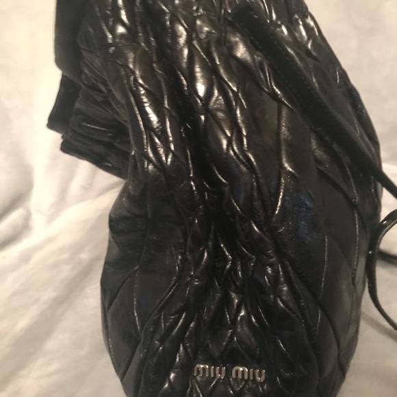 Miu Miu Beautiful Matelasse Large Black Bag - Picture 7 of 10